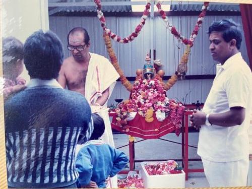 Pooja for Valumpuri Vinayagar in the Temporary Shed in the Temple grounds 1989
